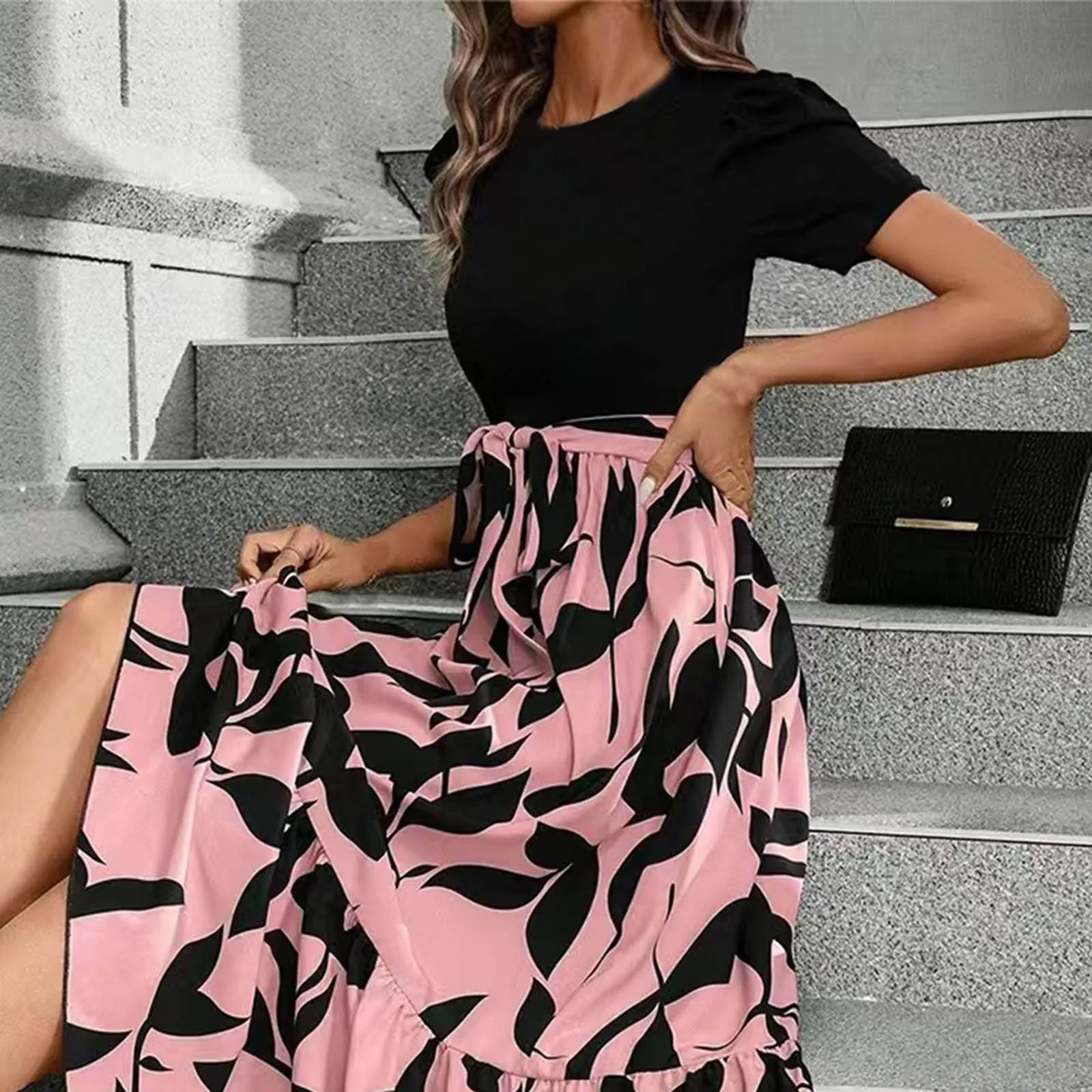 Women's Round Neck Dress, Short Sleeved, Floral Print Dresses.....20% OFF!